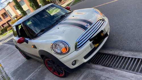 Mini Cooper R56 - Soat 01/25 - Tecno 11/24