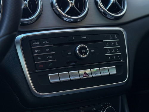 Mercedes-Benz Classe GLA 1.6 Advance Turbo Flex 5p