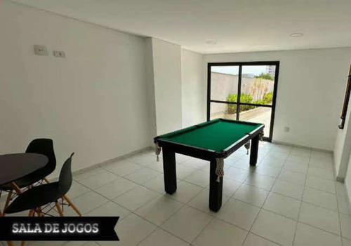 Apt 2 Quartos, 1 Suíte Com Vaga