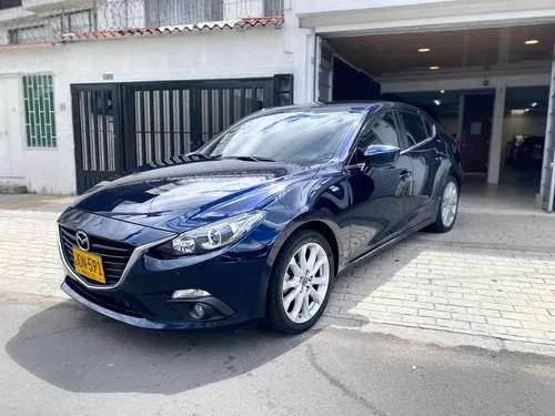 Mazda 3 2.0 Touring
