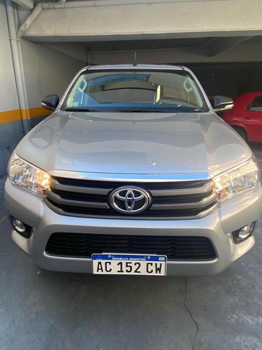 Toyota Hilux 2.8 Cd Sr 177cv 4x4