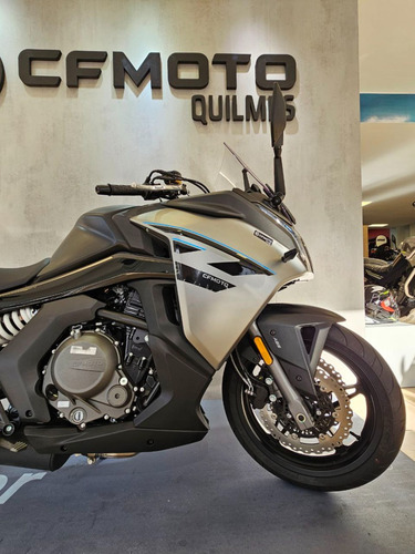 Cf Moto 650 Gt - Bbva - Santander - Ninja - 3/6 Tc