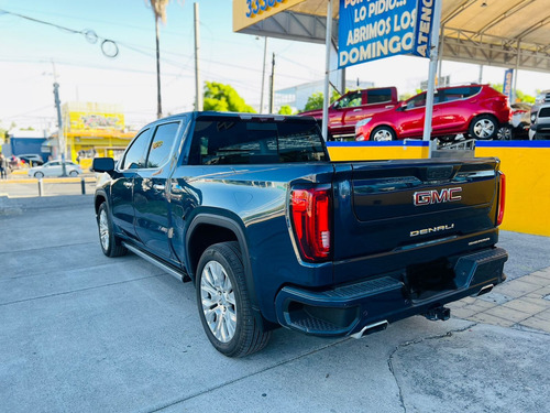 GMC Sierra 6.2 Denali Dvd At