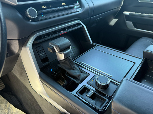 Toyota Tundra 5.7 Limited 4x4 At