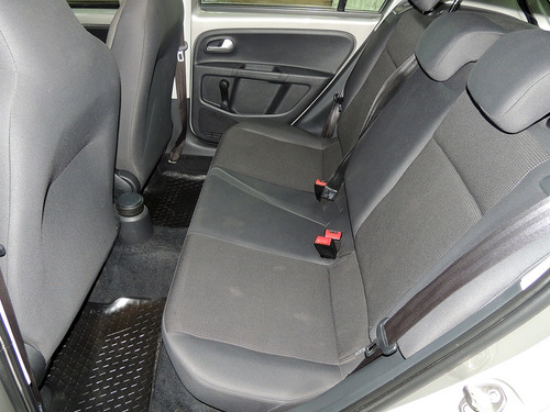 Volkswagen Up! 1.0 High Up! 75cv
