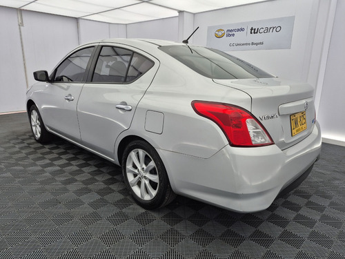 Nissan Versa 1.6 Advance