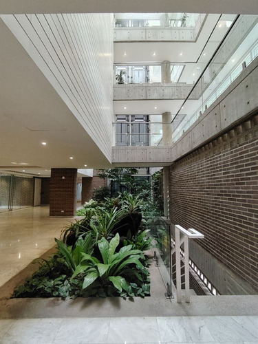 Maravilloso Apartamento En Alquiler - Campo Alegre. (mg)
