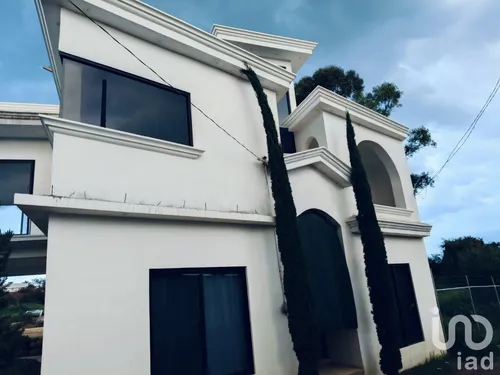 Venta Casa 5 Ambientes Yerbabuena