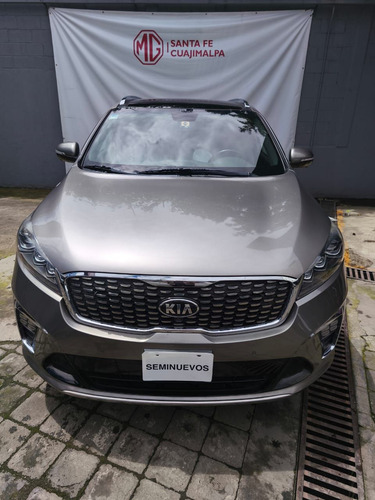 Kia Sorento 3.3 V6 SXL Piel 7 Pasajeros AWD At