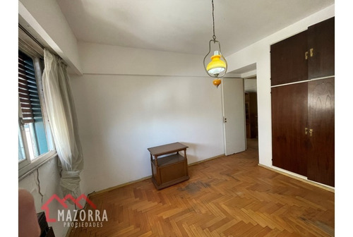 Imagen 3 de 16 de Departamento En Venta - Caseros Centro