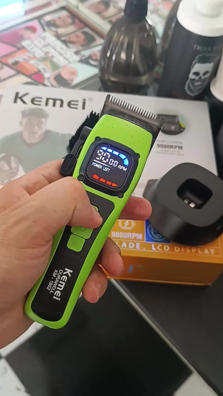 Maquina De Cortar Cabelo Profissional Kemei Km 1862 | MercadoLivre