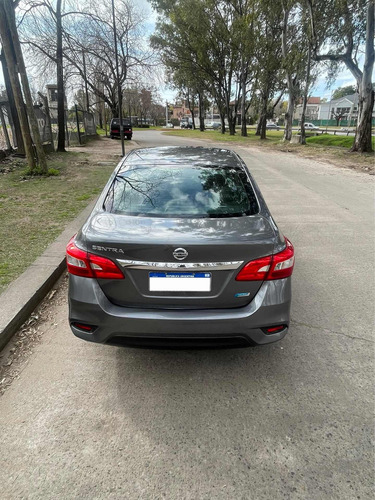 Imagen 4 de 18 de Nissan Sentra Exclusive Cvt 2016
