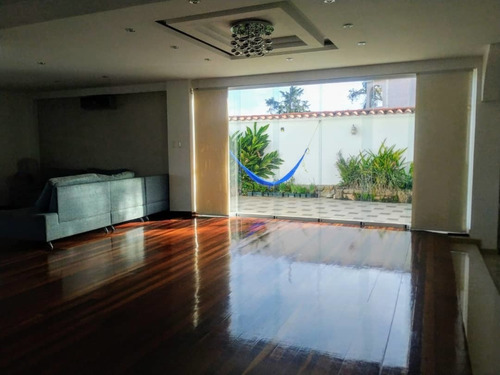 Imagen 9 de 14 de Casa Actualizada La Rosaleda Norte