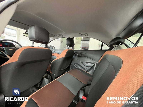 Imagem 8 de 15 de Chevrolet Onix 1.4mt Act 2018