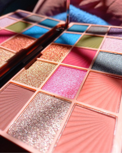 Imagem 7 de 7 de Paleta De Sombra Crystal Niina Secrets 16,5g
