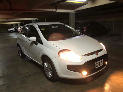 Fiat Punto 1.4 Attractive Pack Top Uconnect 2016