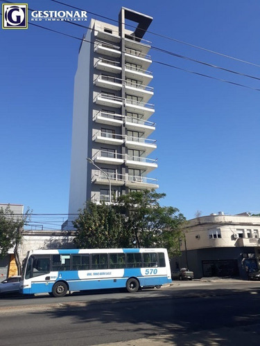 Imagen 2 de 5 de Ph En Venta En Avellaneda