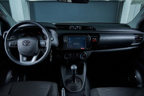 Imagen 14 de 25 de Toyota Hilux Dx 2.4tdi 150cv 4x4 Mt 0km Entrega Inmediata