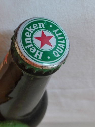 Antigua Botella De Cerveza Heineken Uefa Champions League (Usado)