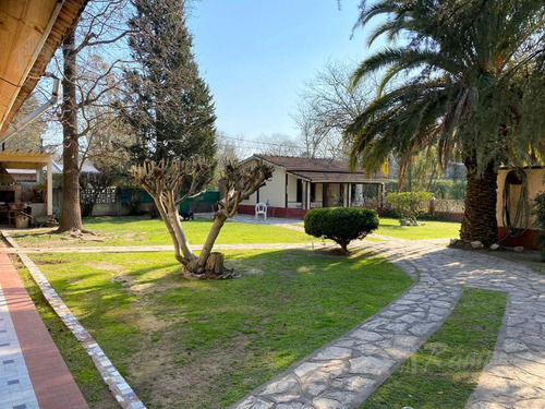 Quinta 4 Ambientes En Venta - Francisco Alvarez, Moreno