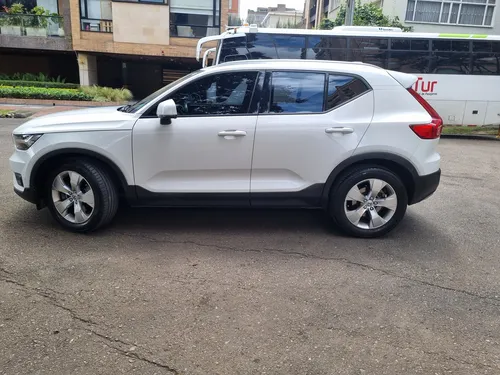 Volvo XC40 2.0 D4 Awd Momentum