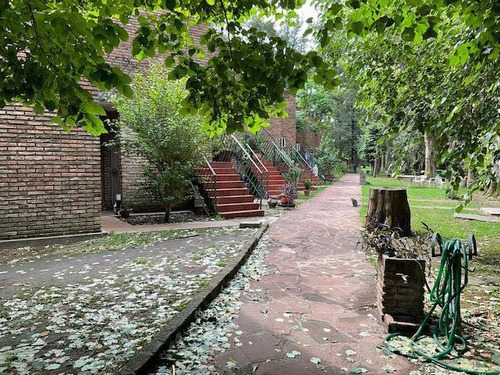 Imagen 3 de 30 de Ph En Barrio Cerrado - Muy Buenas Instalaciones, Gran Piscina Comunitaria - Acceso Con Vigilancia 24 Hs - Listo Para Mudarse