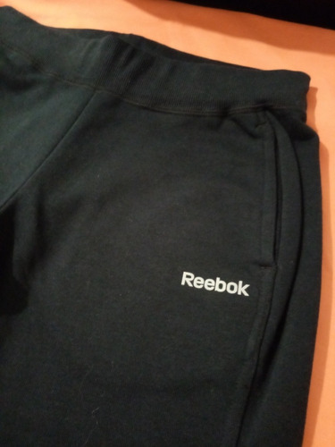 Capri Deportiva Dama- Reebok - Talle S- Como Nueva!!!!! 