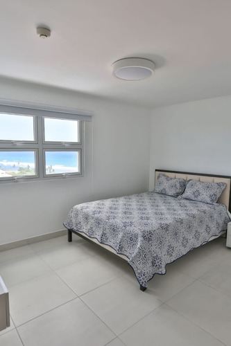 Vendo Lujoso Apartamento Ubicado En Marbella, Juan Dolió