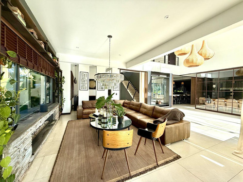 Casa En El Yacht