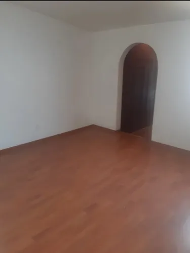 Casa Iluminada Venta Súper Céntrica En La Parte Baja Las Alamedas