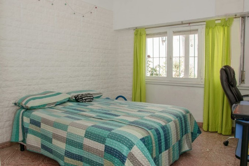 Imagen 13 de 14 de Venta Hermoso Ph De 4 Ambientes, A La Calle, Patio Y Garage