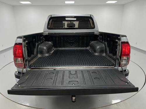 Imagem 6 de 13 de Toyota Hilux Cabine Dupla 2.8 Tdi Srv Cd 4x4 (aut)