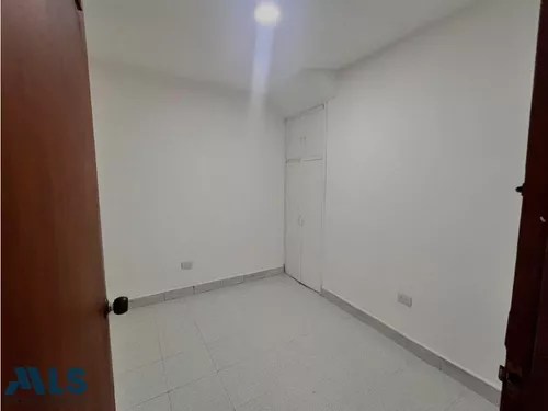 Casa De Un Solo Nivel En Buenas Condiciones.(mls#248571)