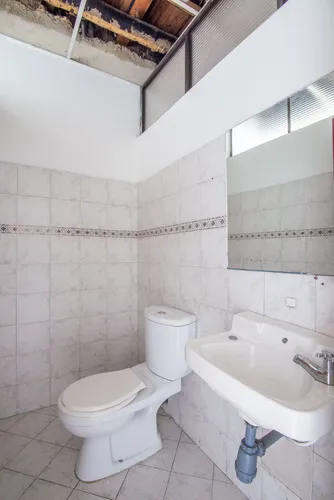 Casa En Arriendo/venta En Marly. Cod A5785