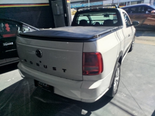 Volkswagen Saveiro Saveiro Robust 1.6 Total Flex 8V