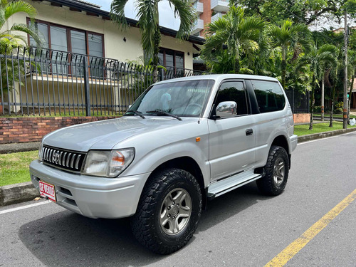 Toyota Prado 2.7 SUMÓ FULL EQUIPO