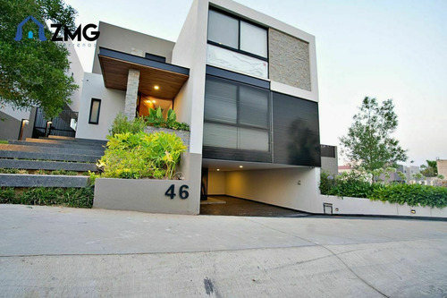 Espectacular Casa En Zona Andares