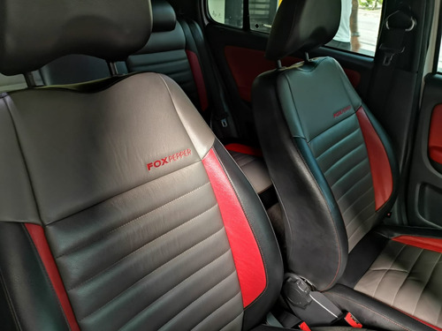 Volkswagen Fox 1.6 16v Msi Pepper Total Flex 5p