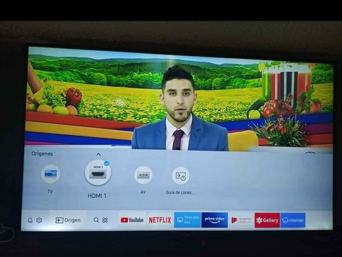 Tv Smart De 55 Pulgadas Con Su Control Original Y Accesorio