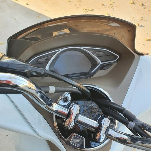 Imagen 5 de 10 de Honda - Pcx 150 Deluxe - 0km