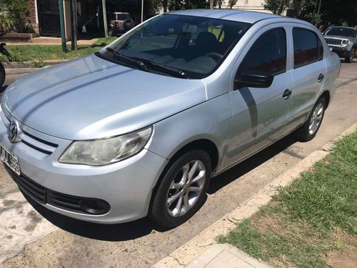 Volkswagen Voyage 1.6 Comfortline Plus 101cv 2010