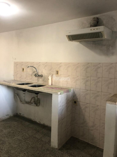 Local Galpon Deposito Sayago Venta Adolfo Rodríguez Y Garzón A Mts. De Los Accesos