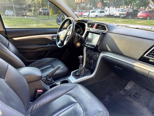 Imagen 9 de 16 de Great Wall Wingle 6 2018 2.0 Tdi Dc 4wd Dignity