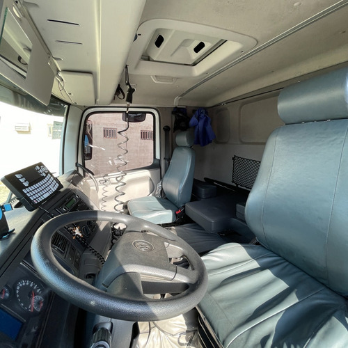 Imagem 5 de 10 de Caminhão Vw 30280 2022