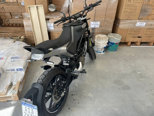 Imagen 4 de 4 de Husqvarna Svartpilen