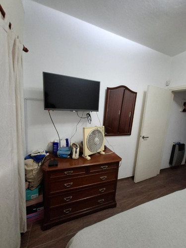 Vendemos Casa De Dos Dorm. En B° San Rafael Apto Credito