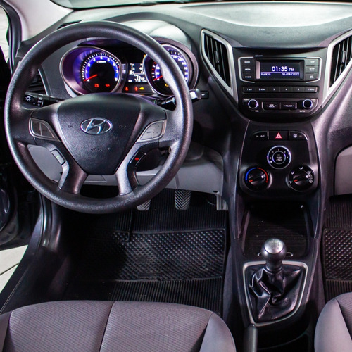 Imagem 10 de 11 de Hyundai Hb20s Confort Plus 1.0 2019