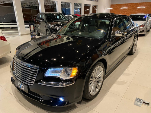 Imagem 3 de 10 de 300c 3.6l V6