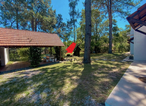 Hermosa Casa En Alquiler En Un Entorno Tranquilo