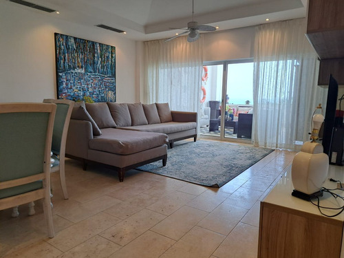 Renta Y Venta Penthouse En Aquamarina Cap Cana, Punta Cana.